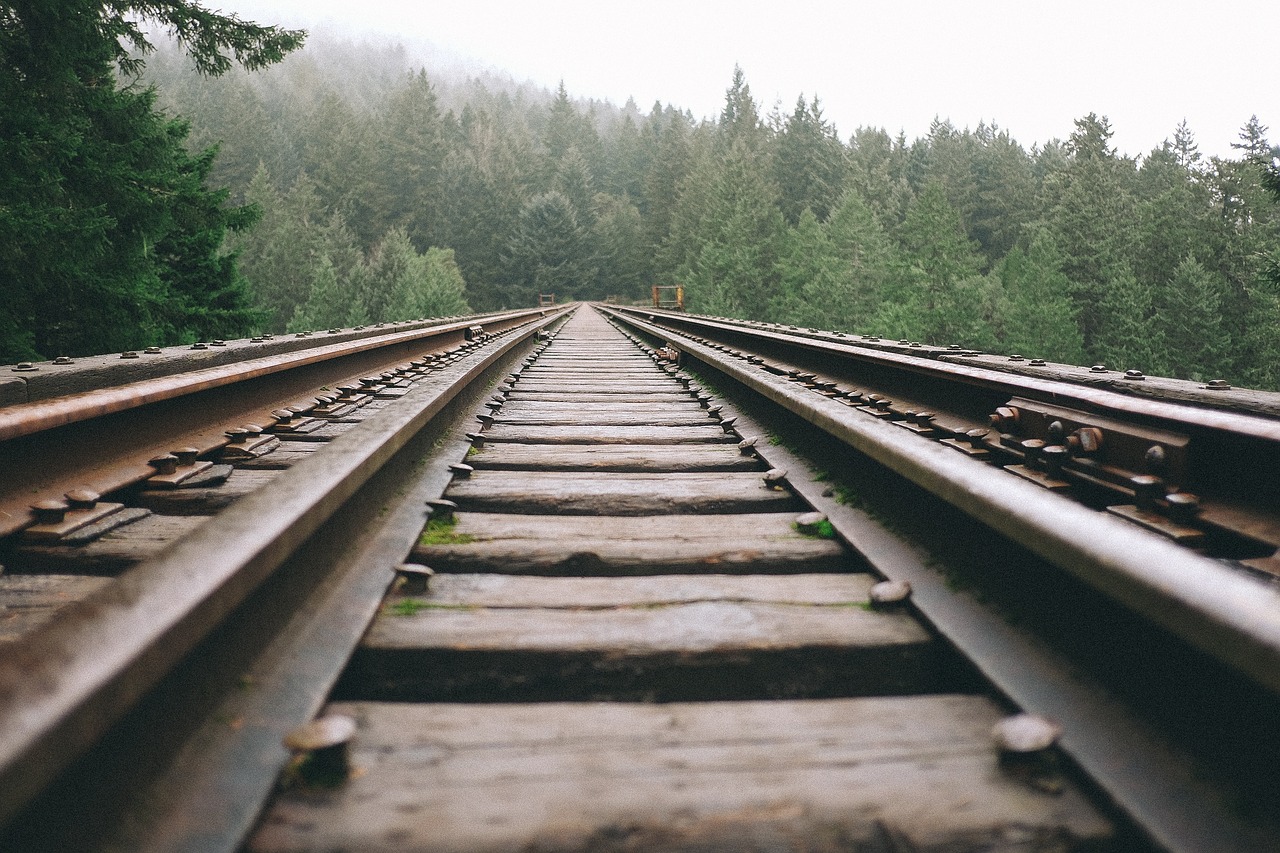 Railroads, hinting to events of Poconos History