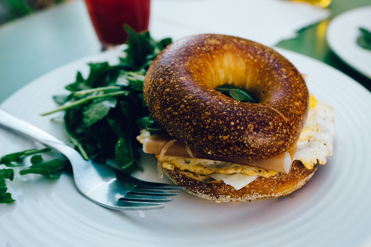 bagel with egg and cheese