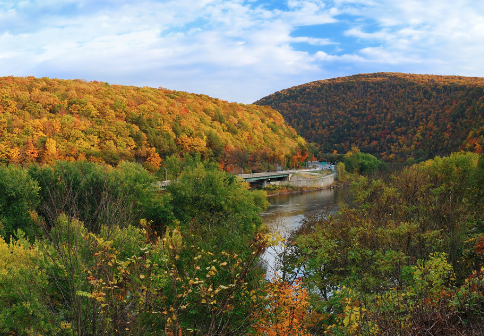 Delaware water gap in the fall