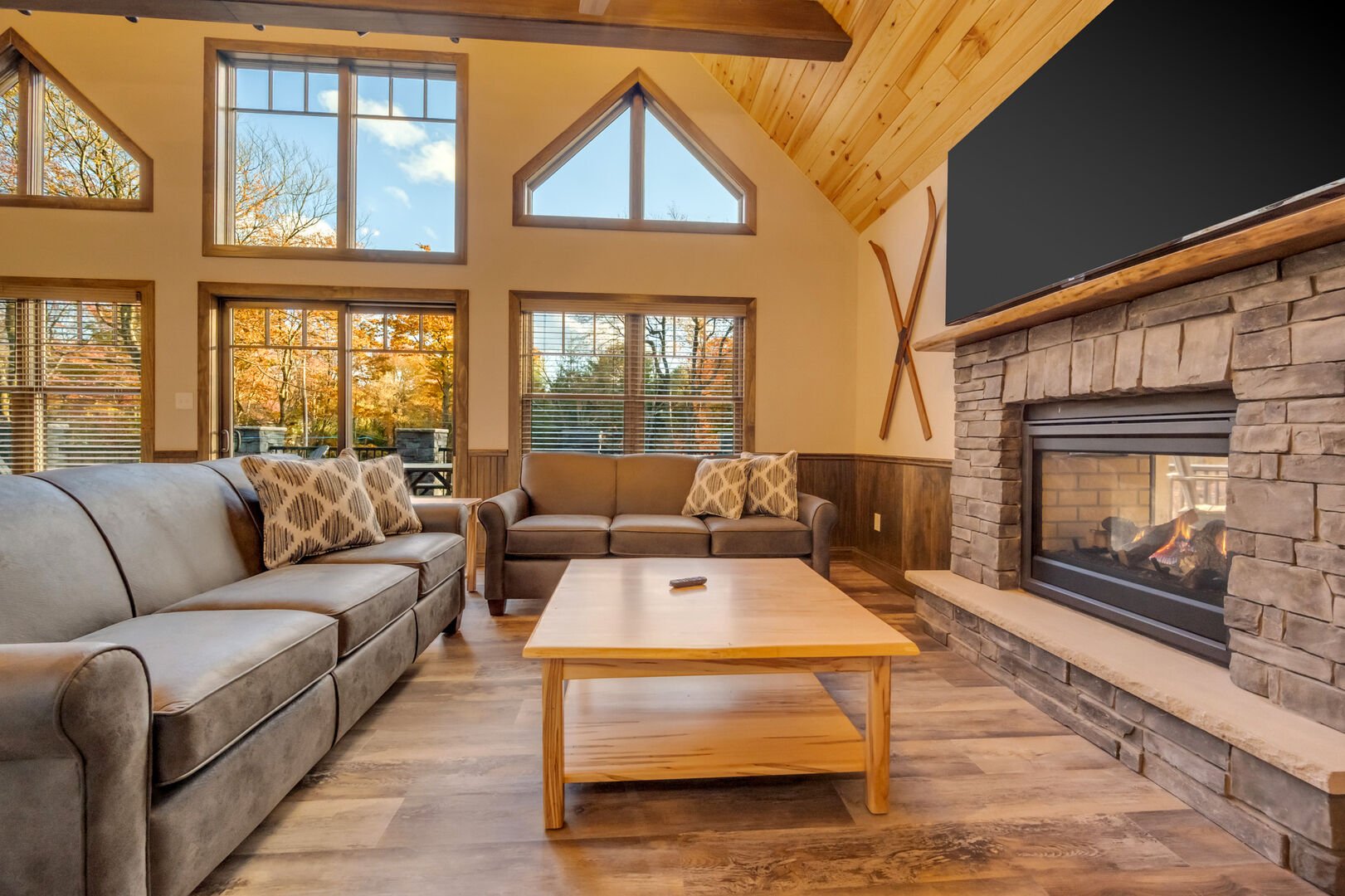 Listing on Airbnb vs Direct Listings: Why Direct Listings are Better for Your Pocono Mountain Rental